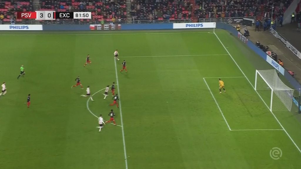 (MEDIASET) La asistencia del año: Xavi Simmons se saca de la chistera un pase a lo Iniesta que acaba en gol