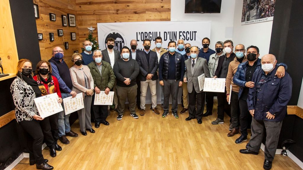 Los veteranos del Valencia CF celebran su 25 aniversario