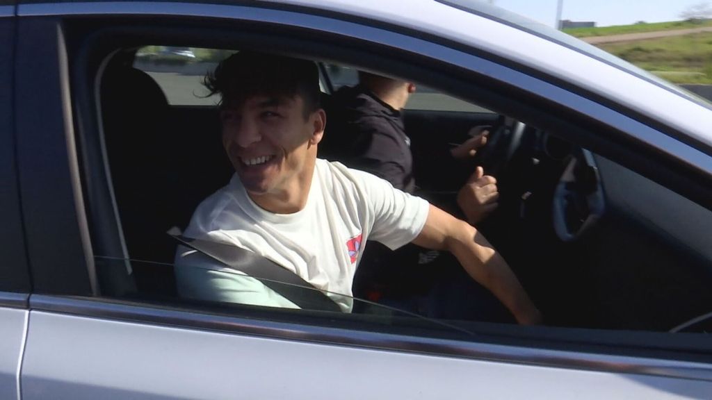 La broma de Oliver Torres tras los rumores de salida