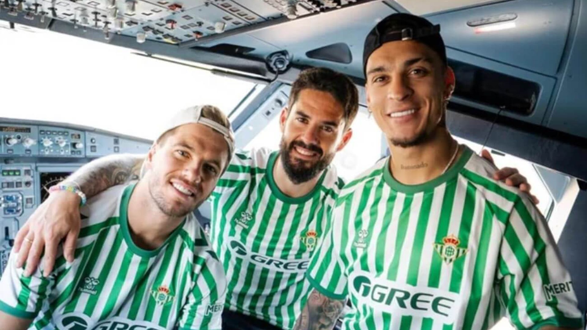 la_camiseta_del_betis_para_la_final_de_la_conference_002.jpg