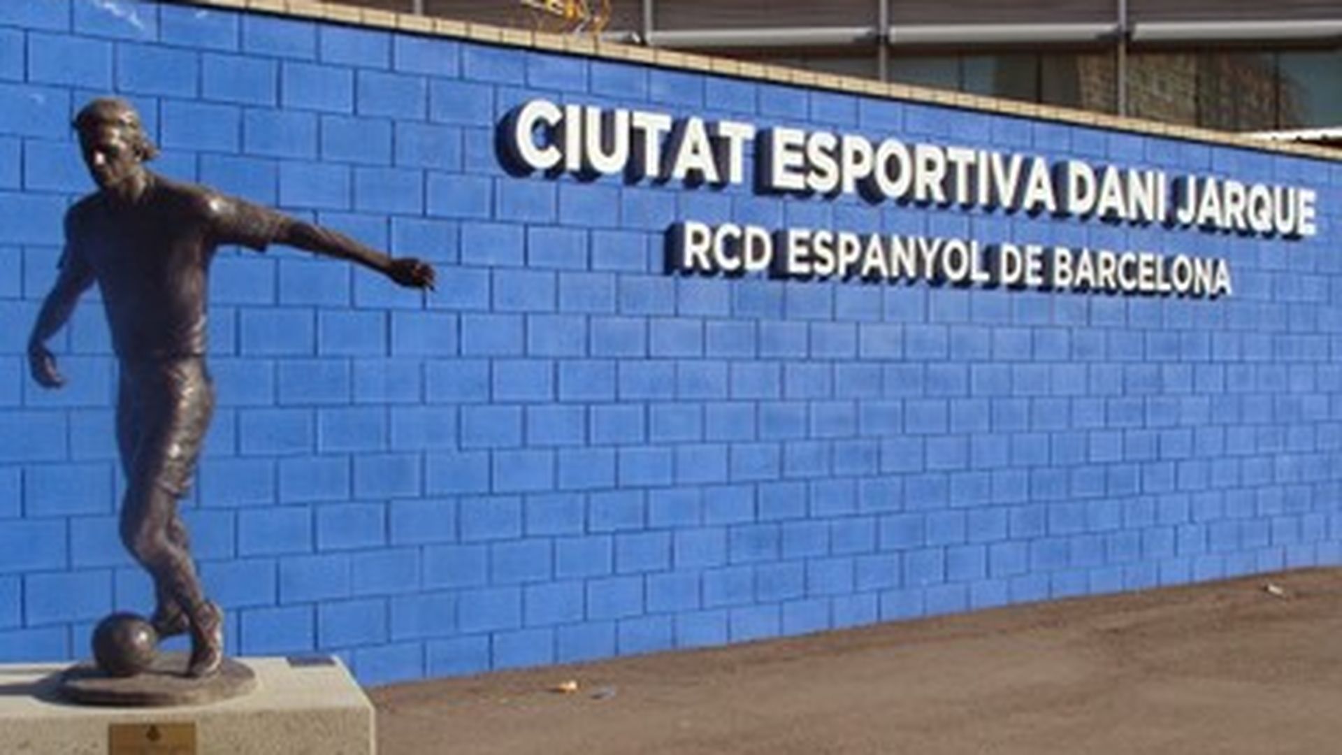 la_ciudad_deportiva_dani_jarque_del_espanyol__001.jpg