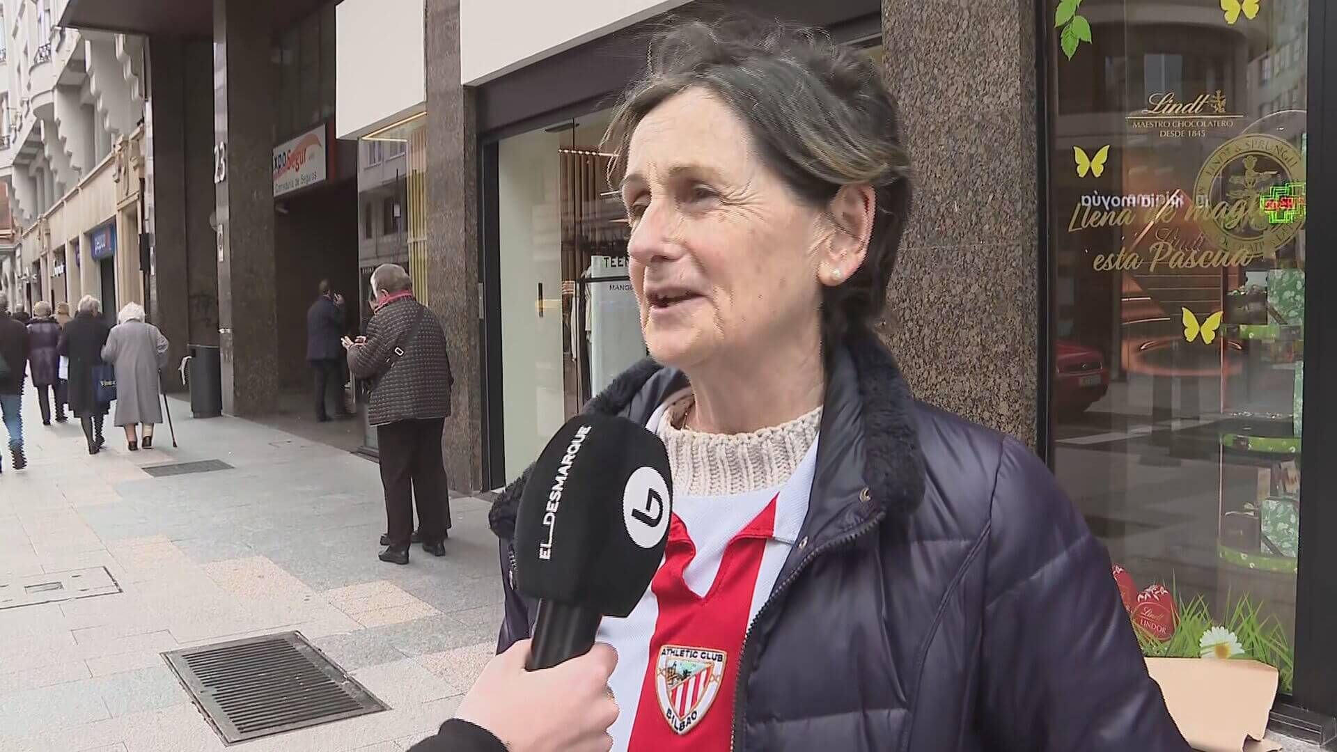 la_emocion_de_una_aficionada_del_athletic_explicando_lo_que_significa_el_equipo_001.jpeg la_emocion_de_una_aficionada_del_athletic_explicando_lo_que_significa_el_equipo_001.jpeg