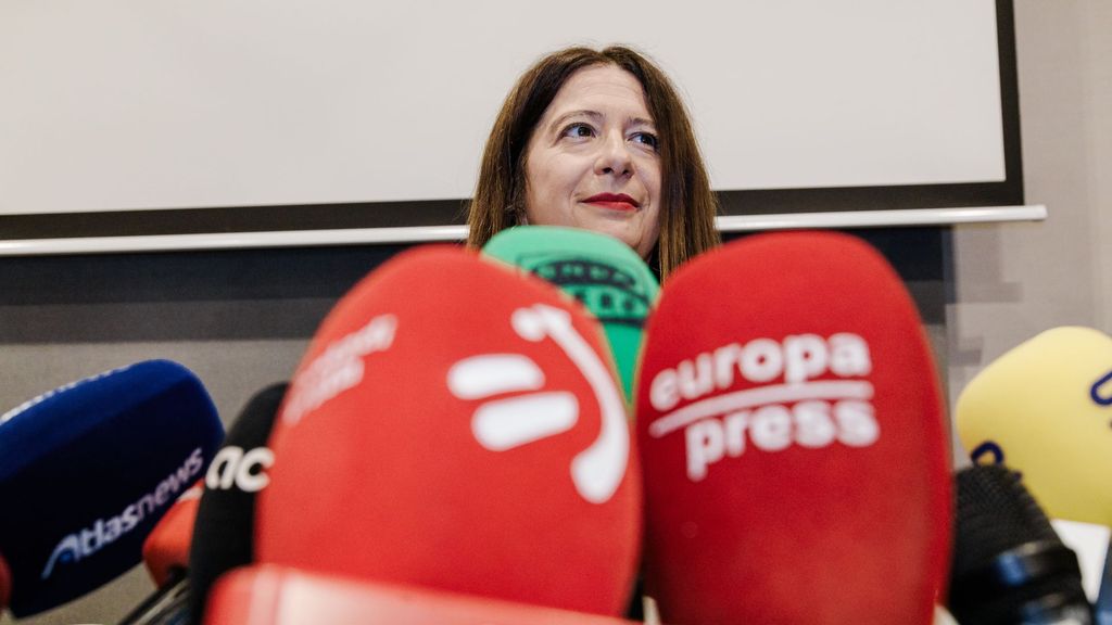 La exmilitante socialista Leire Díez durante una rueda de prensa, en el Hotel Novotel