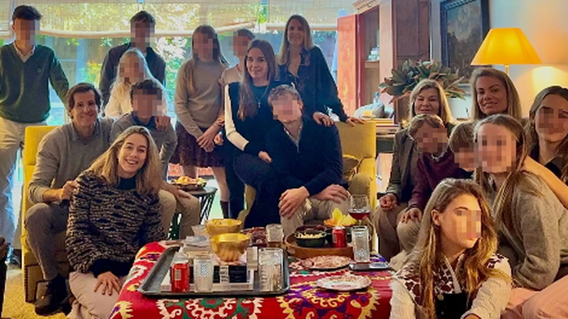 La familia de Carla Goyanes