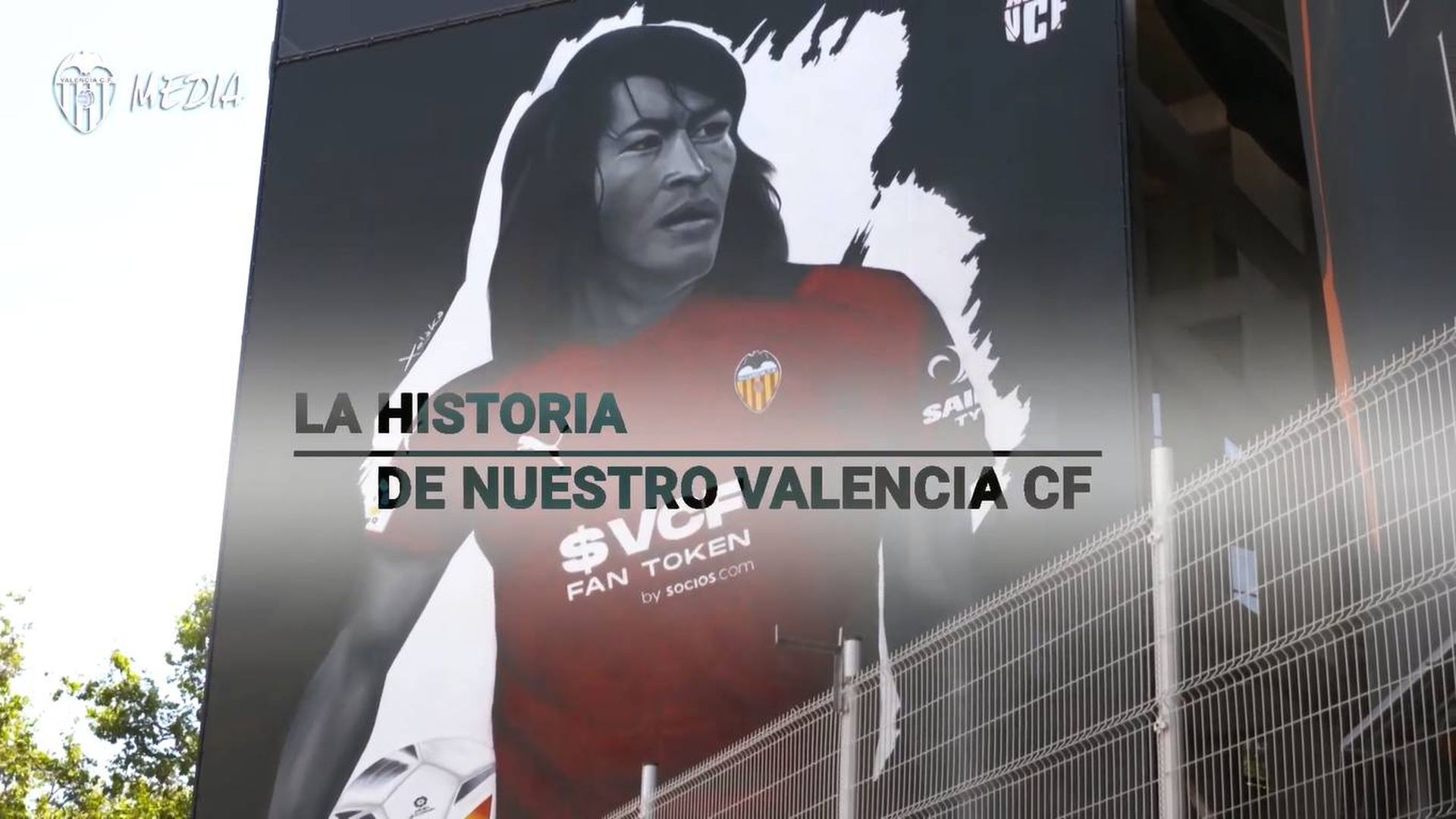 la_fundacio_vcf_anuncia_en_fitur_la____ruta_de_arte_urbano_del_valencia_cf____001.jpg