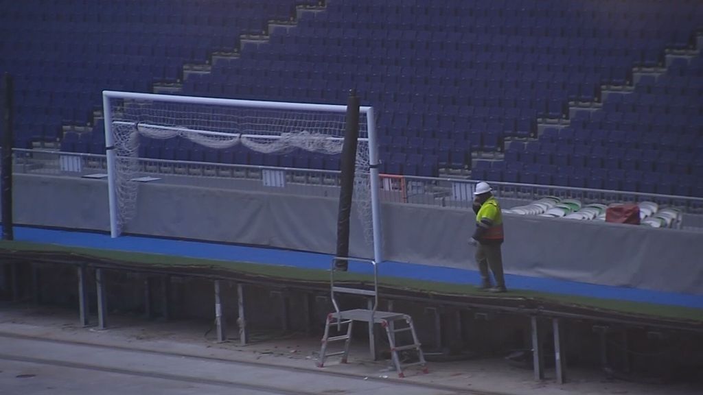 La imagen que un madridista nunca se hubiera imaginado: así luce el Santiago Bernabéu sin su césped