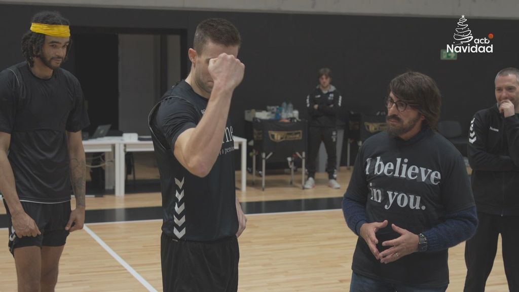 La inocentada de Sergio Scariolo a los jugadores del Bilbao Basket