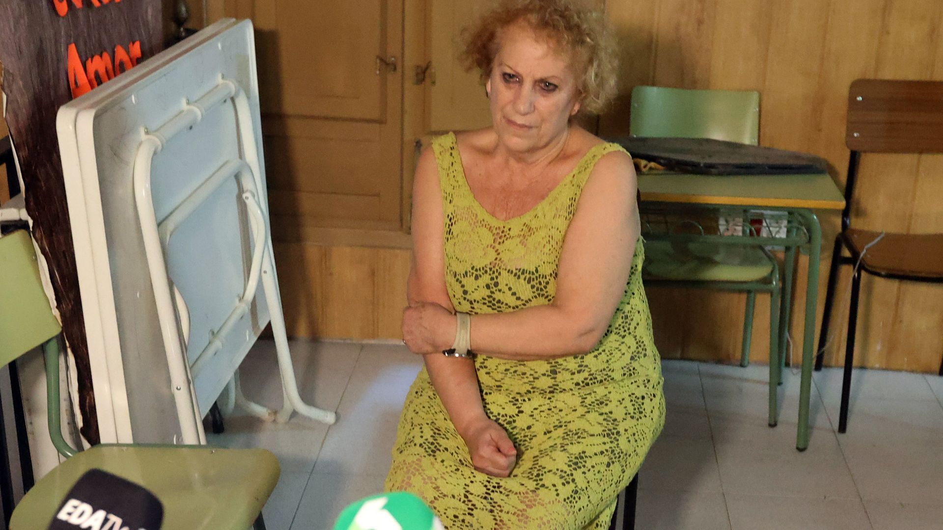 la_madre_de_luis_rubiales_durante_la_huelga_de_hambre_y_el_encierro_en_la_iglesia_de_m.jpg la_madre_de_luis_rubiales_durante_la_huelga_de_hambre_y_el_encierro_en_la_iglesia_de_m.jpg