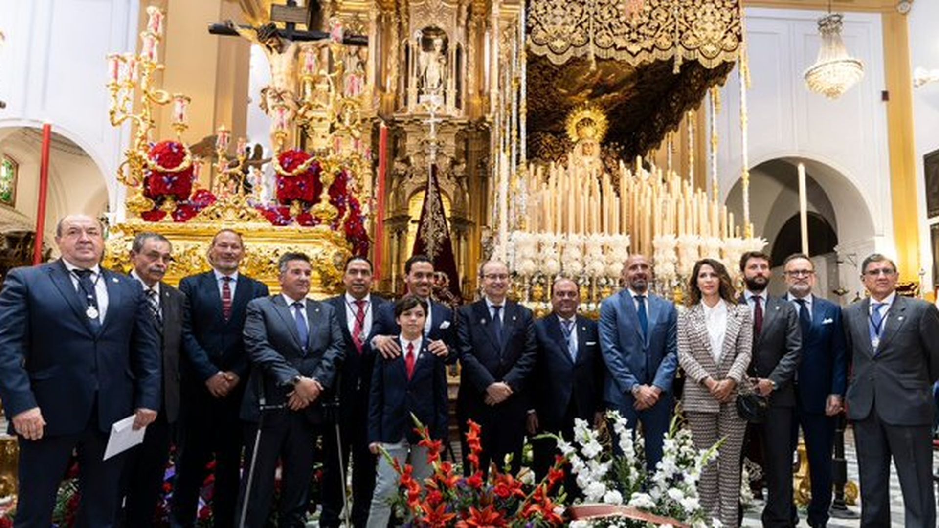 la_ofrenda_del_sevilla_en_san_bernardo_foto_sfc.jpg la_ofrenda_del_sevilla_en_san_bernardo_foto_sfc.jpg