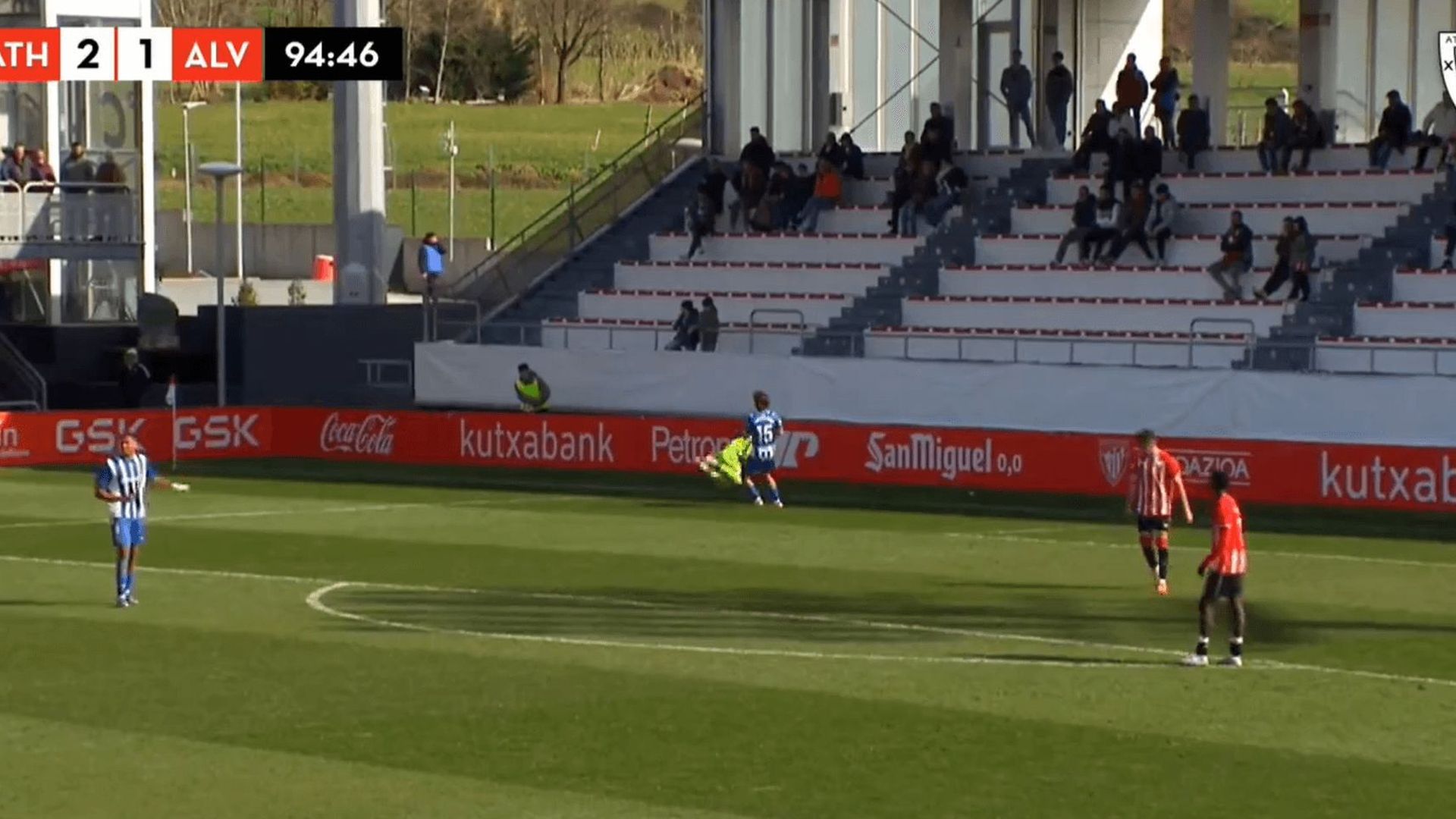 la_polemica_accion_de_julen_jon_guerrero_contra_el_bilbao_athletic.png