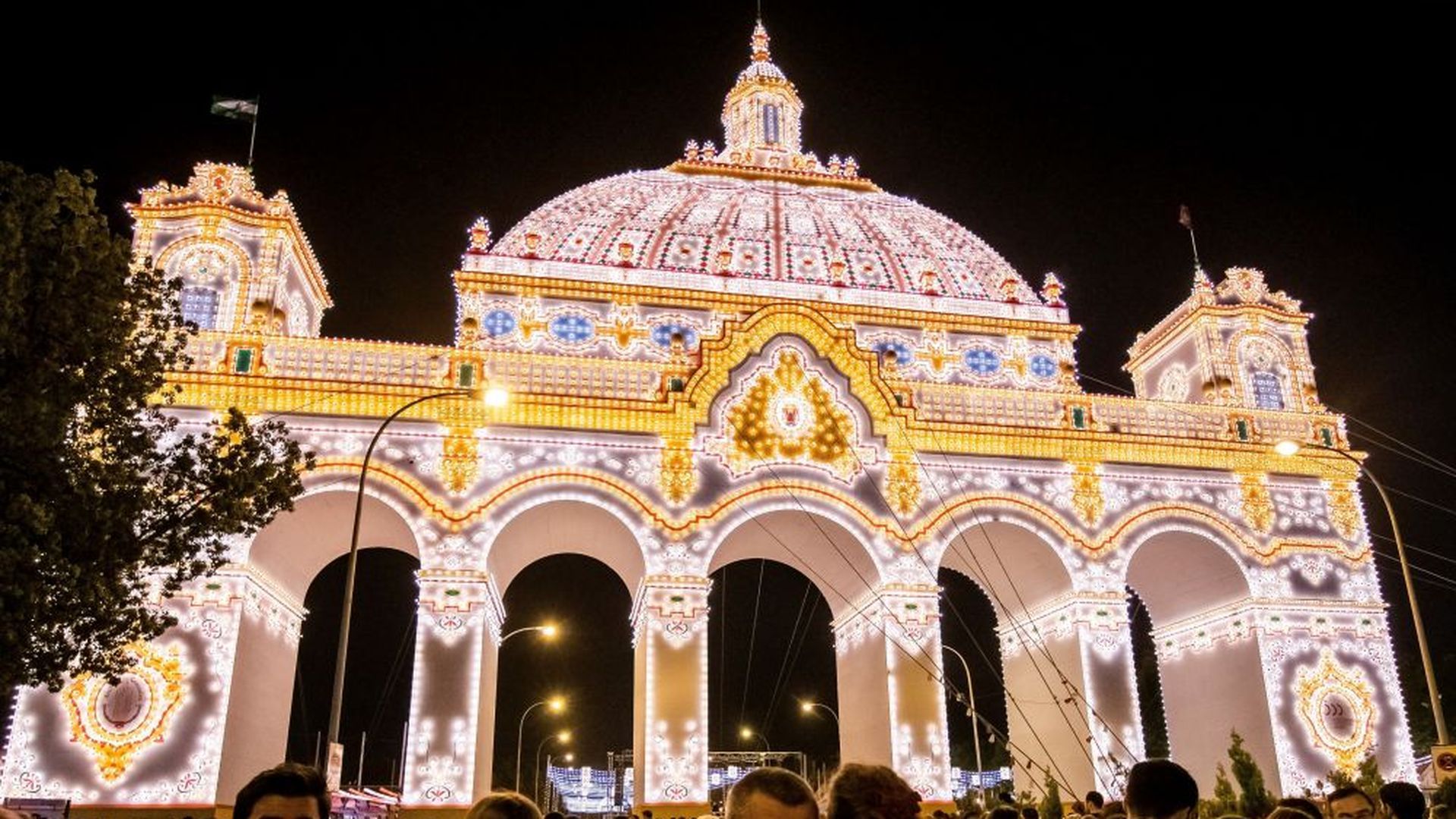 la_portada_iluminada_001.jpg