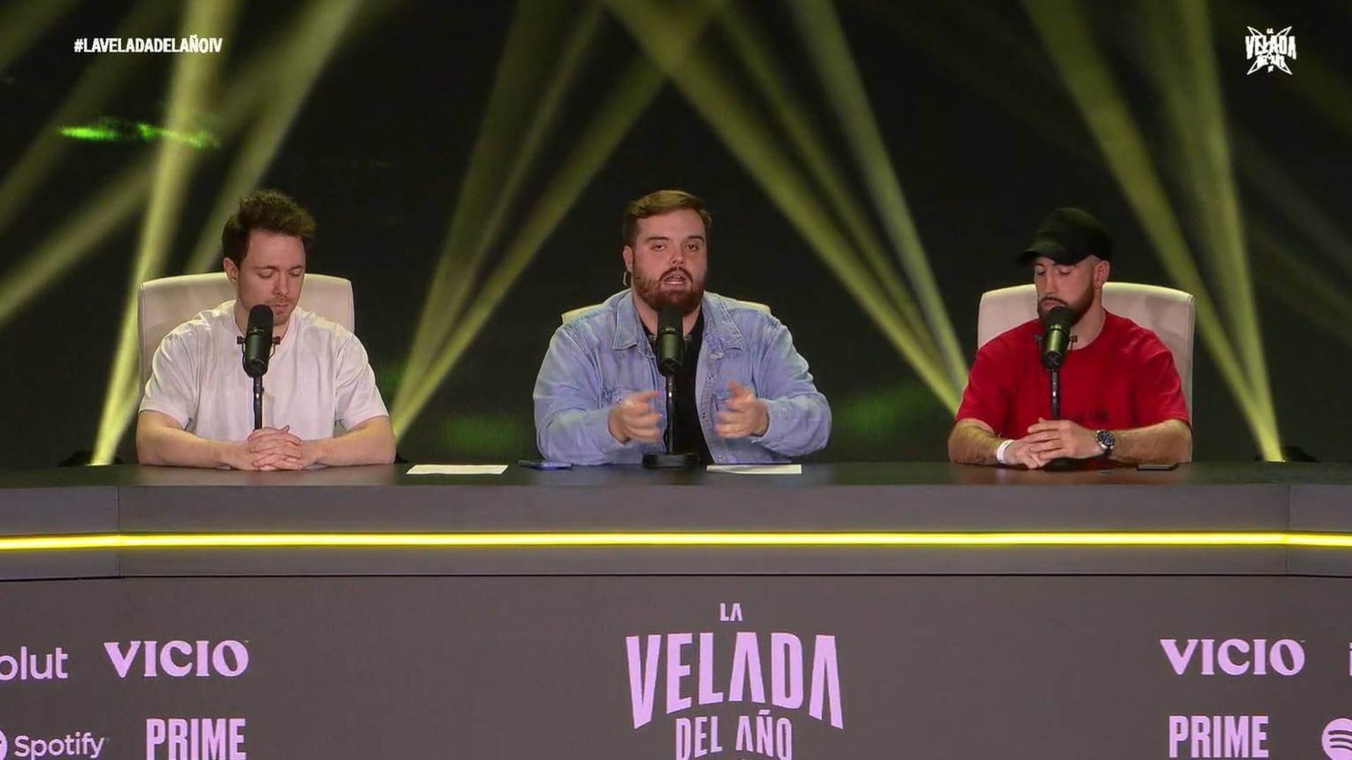 la_presentacion_de_la_velada_del_ano_4_001.jpg la_presentacion_de_la_velada_del_ano_4_001.jpg