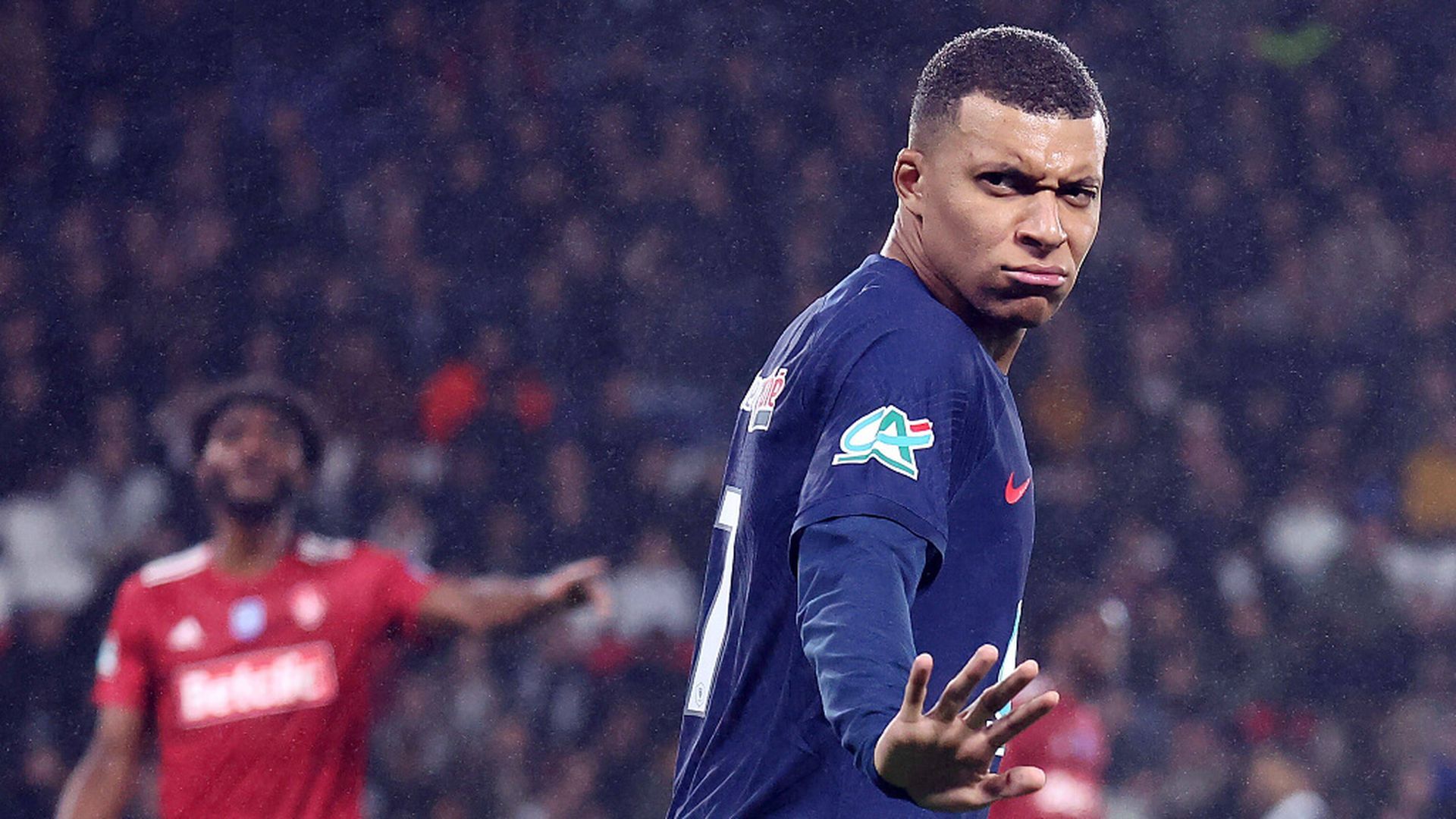 la_salida_de_mbappe_mete_miedo_en_italia_las_opciones_para_sustituirle_pasan_por_la_se.jpg la_salida_de_mbappe_mete_miedo_en_italia_las_opciones_para_sustituirle_pasan_por_la_se.jpg