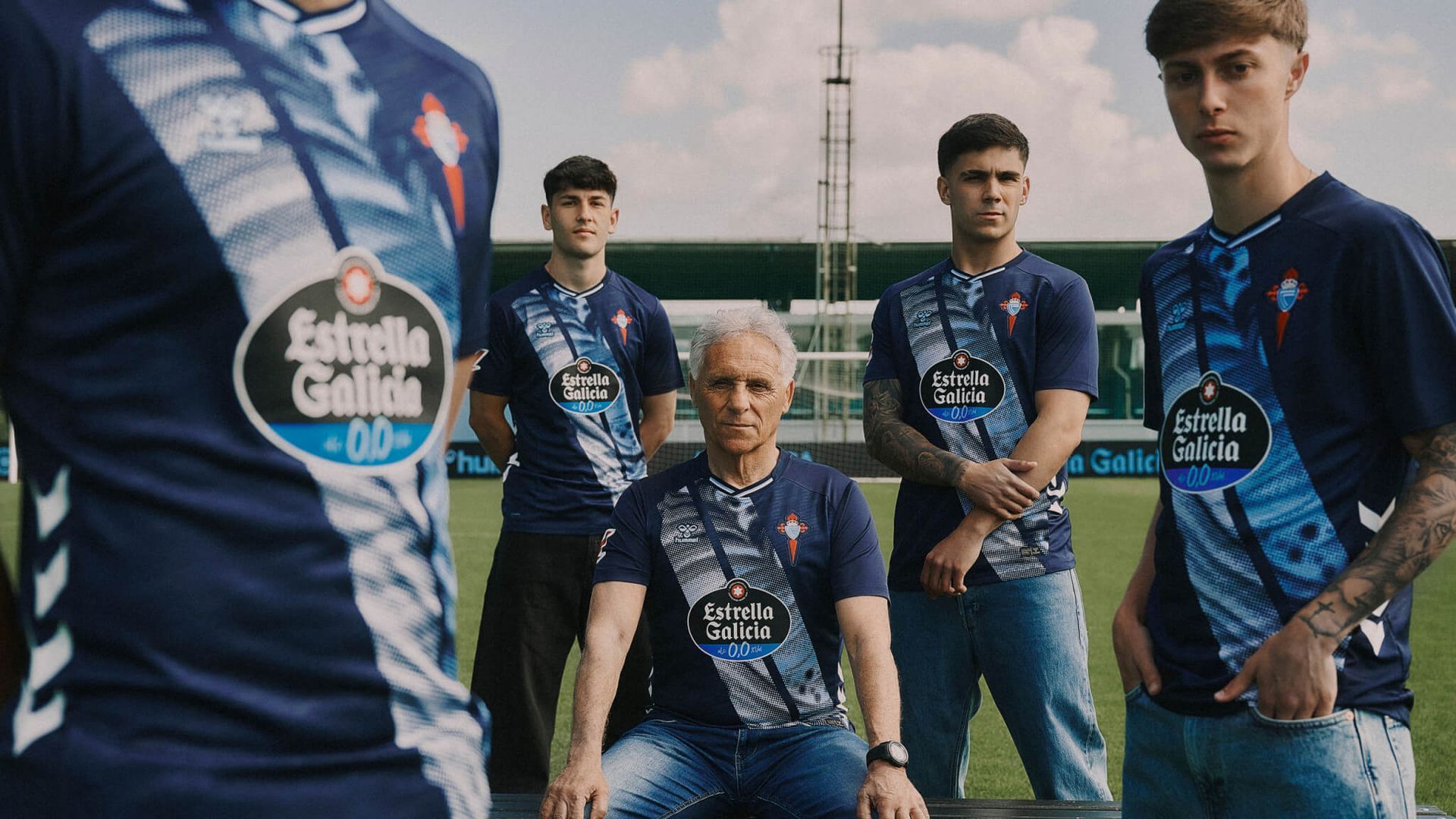 la_segunda_equipacion_del_celta_de_vigo_para_la_temporada_20252026.jpg