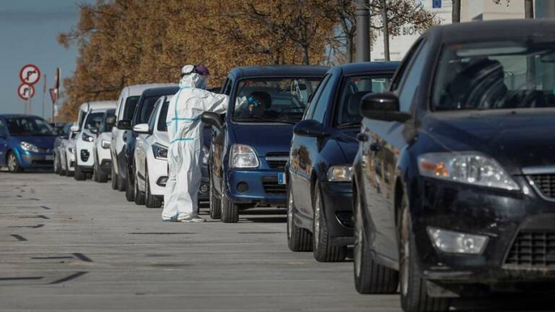 la_semana_coronavirus_siguen_bajando_los_datos_pero_la_cifra_de_muertos_es_alta_foto_e_001.jpg