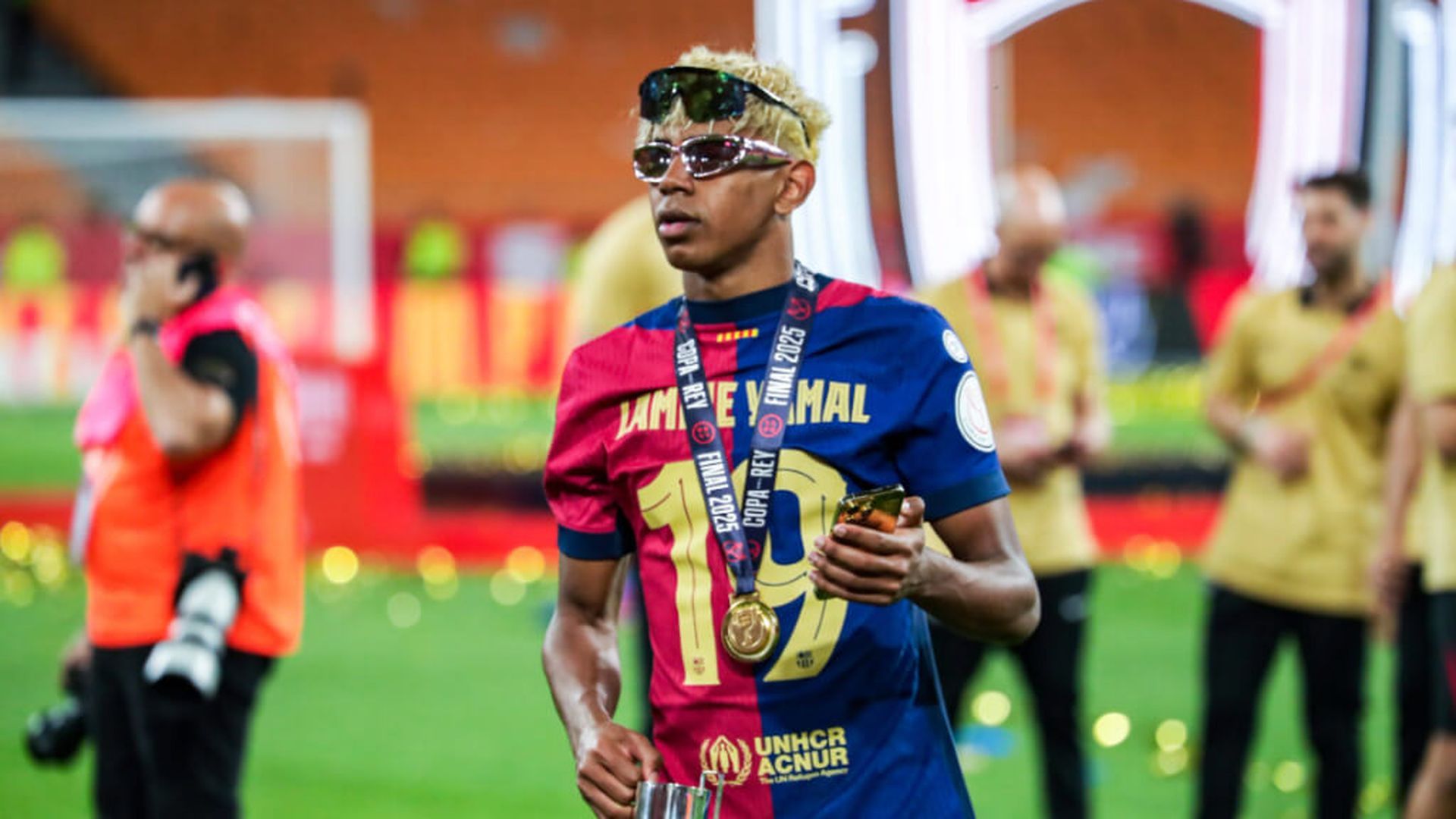 lamine_gafasjpg.jpg lamine_gafasjpg.jpg