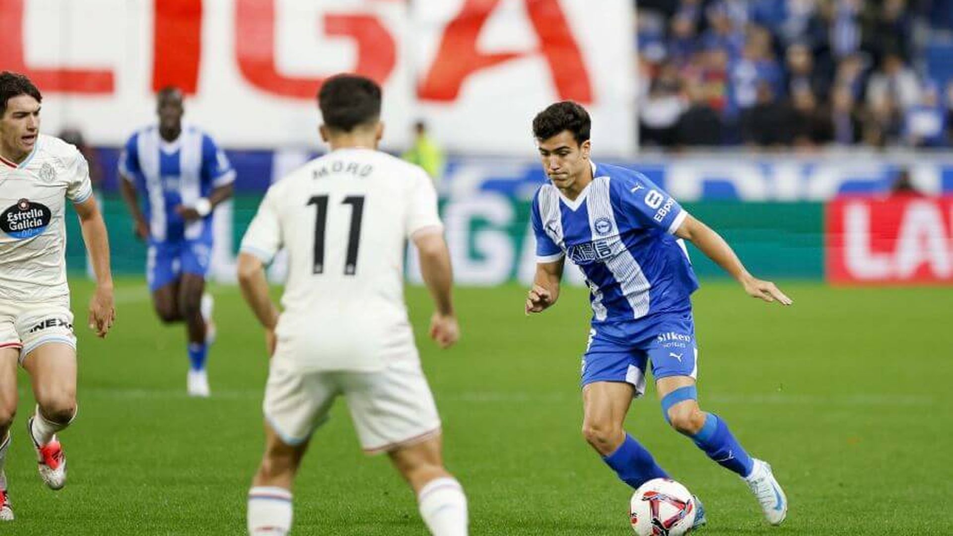 lance_del_alaves___valladolid_en_mendizorroza_foto_laliga_001.jpeg