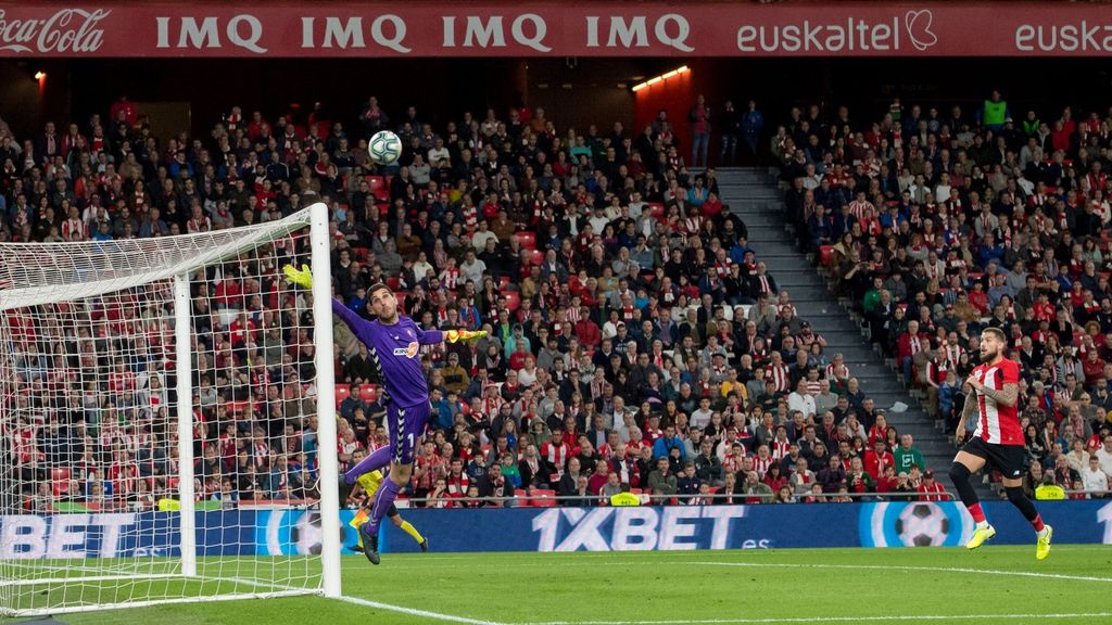 Athletic - Osasuna: El palo de Vencedor (Jornada 24)