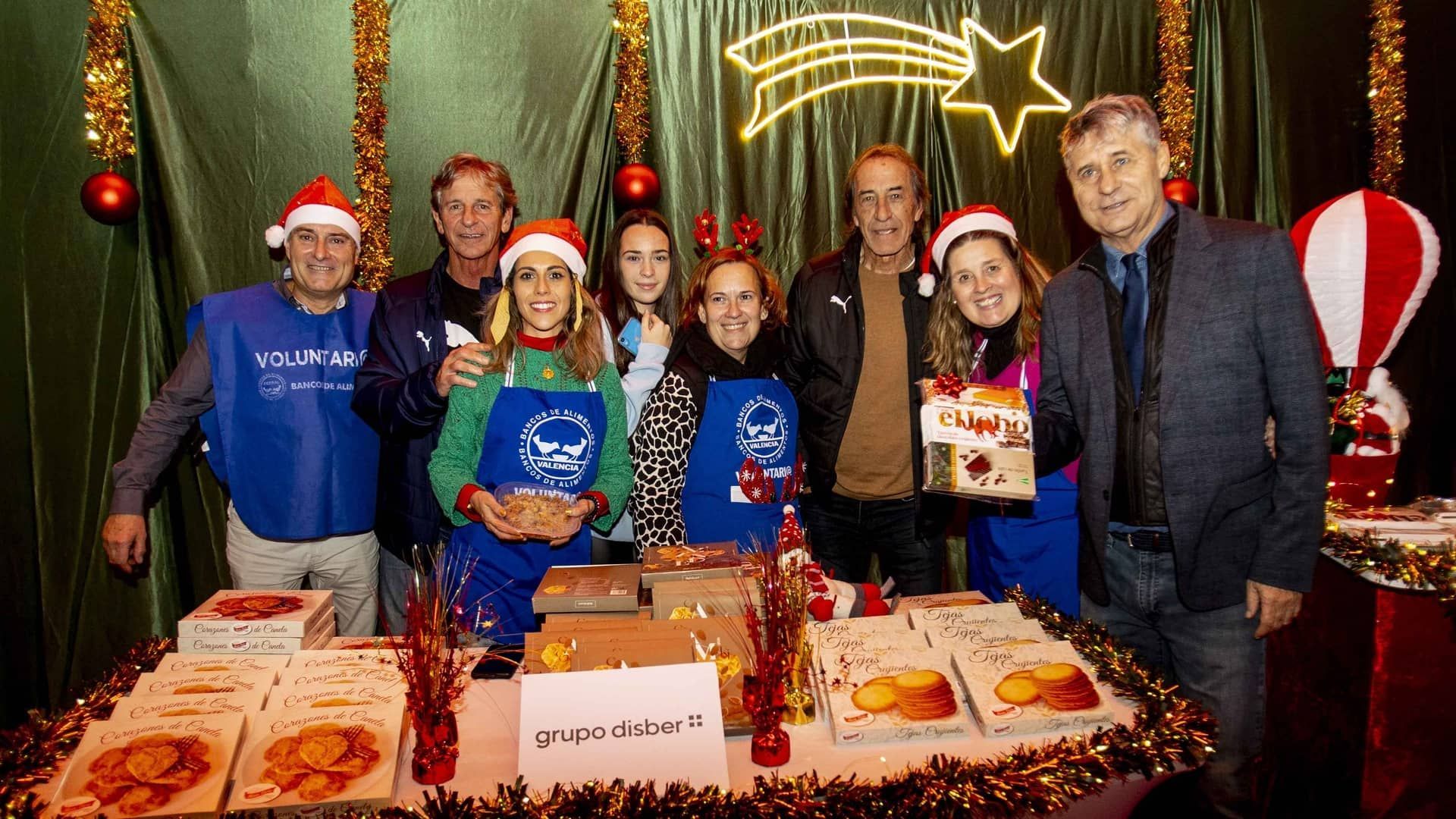 las_acciones_sociales_del_valencia_cf_en_navidad_llegan_a_10000_personas.jpeg