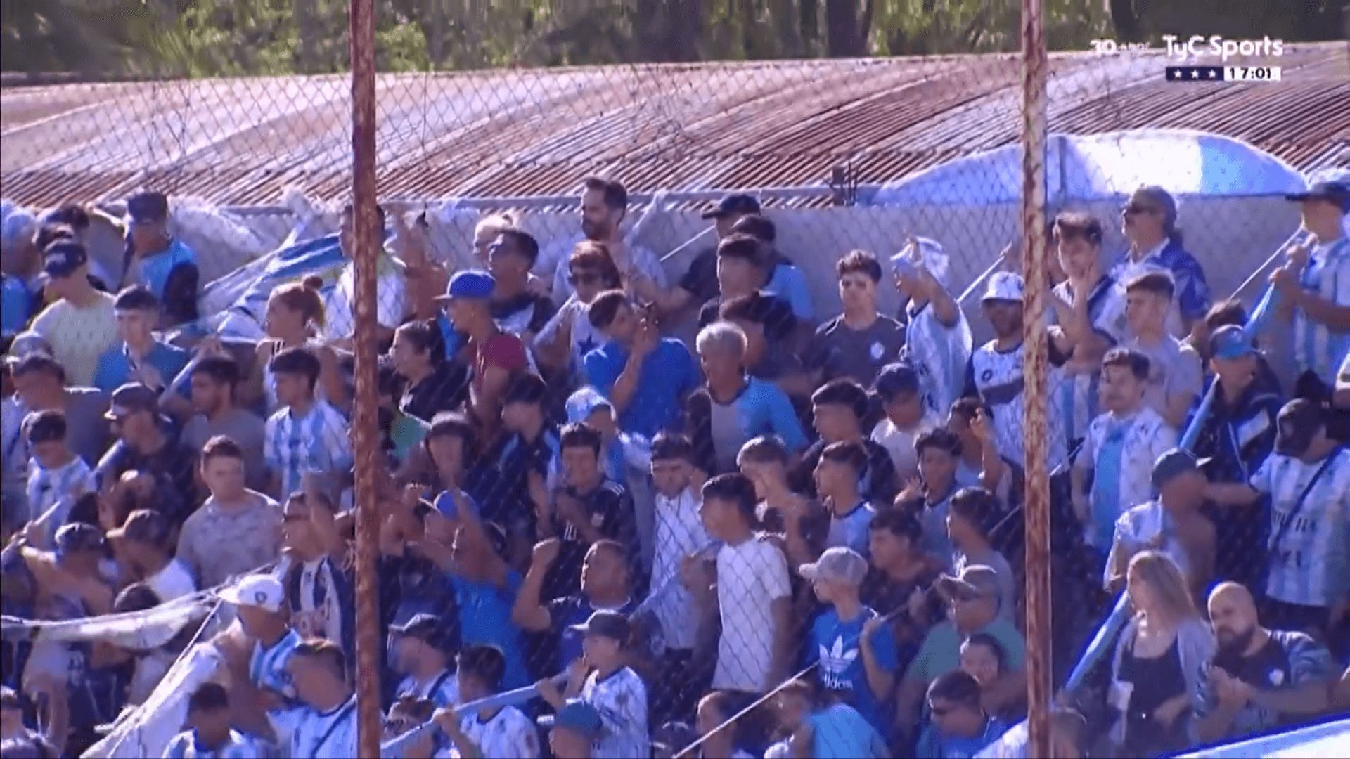 las_gradas_de_la_final_de_primera_b_de_argentina_entre_quilmes_y_los_andes.png las_gradas_de_la_final_de_primera_b_de_argentina_entre_quilmes_y_los_andes.png