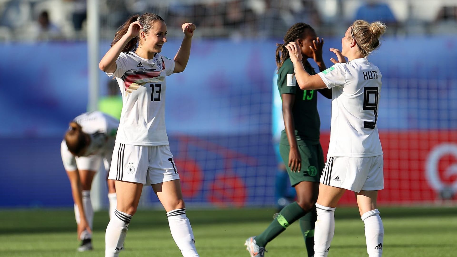 las_jugadoras_alemanas_celebran_la_victoria_001.jpg las_jugadoras_alemanas_celebran_la_victoria_001.jpg