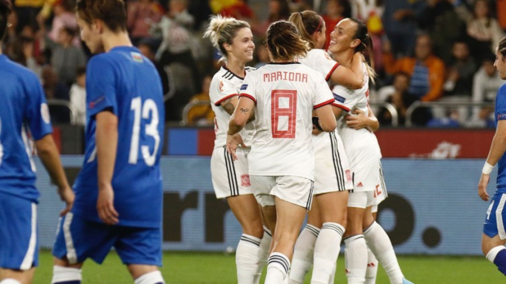 las_jugadoras_de_la_seleccion_celebran_el_gol_de_virginia_torrecilla_ante_azerbaiyan_f_001.jpg las_jugadoras_de_la_seleccion_celebran_el_gol_de_virginia_torrecilla_ante_azerbaiyan_f_001.jpg