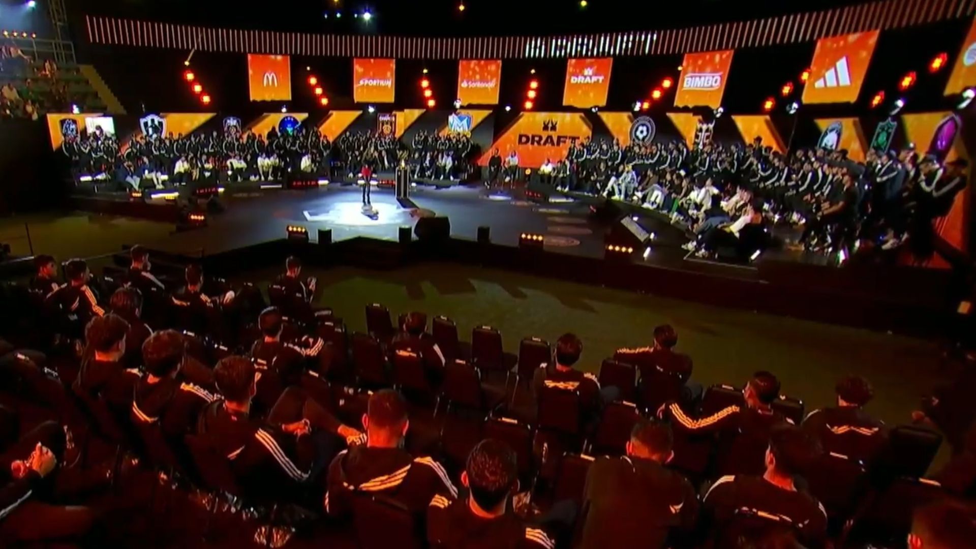 las_plantillas_del_draft_de_la_kings_league_americas.jpg las_plantillas_del_draft_de_la_kings_league_americas.jpg