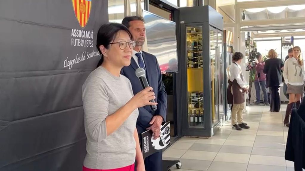 Layhoon anuncia que habrá derbi de leyendas en Mestalla en 2023