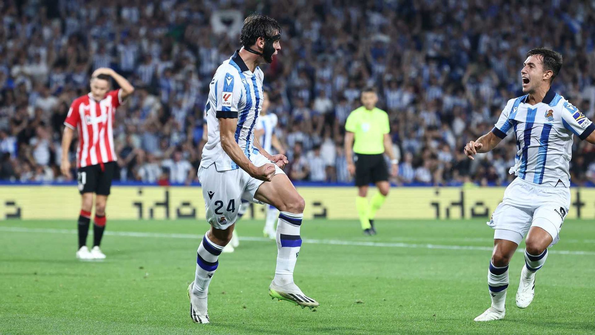 le_normand_celebra_su_gol_ante_el_athletic_foto_real_sociedad_001.jpg le_normand_celebra_su_gol_ante_el_athletic_foto_real_sociedad_001.jpg