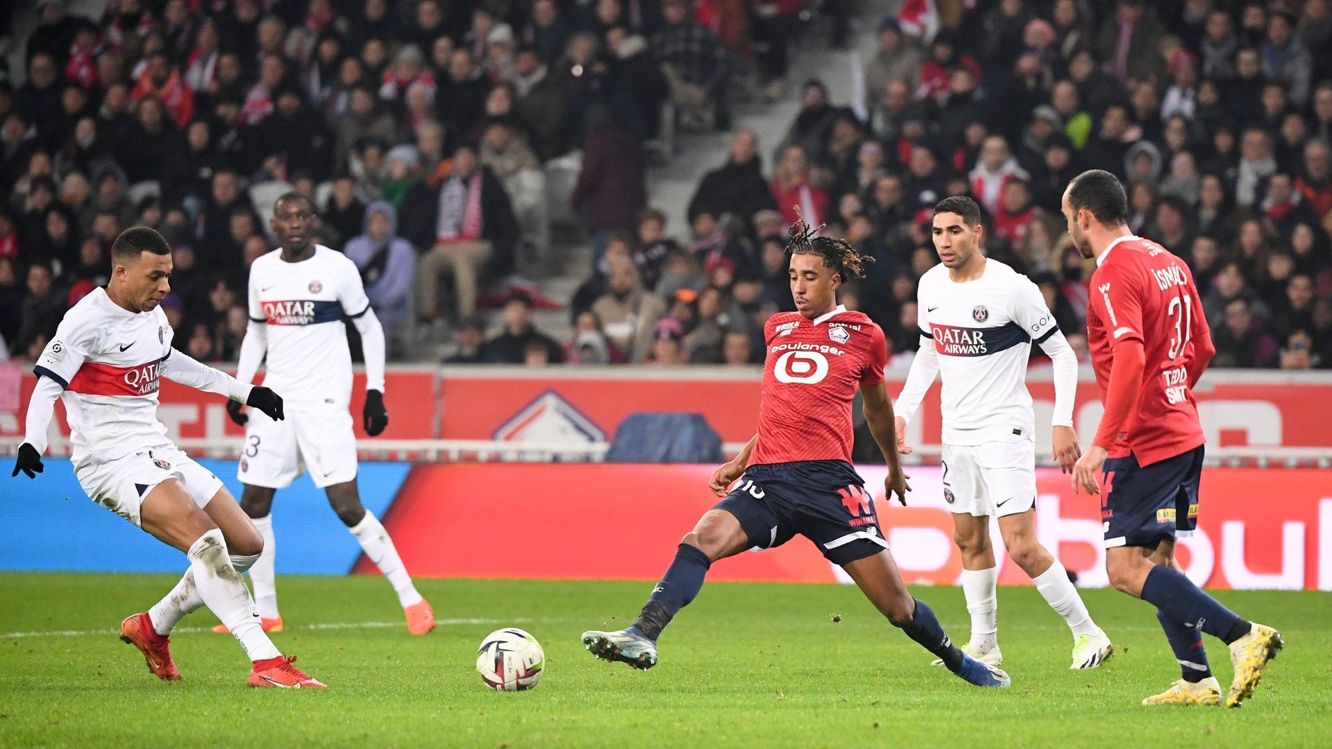 leny_yoro_y_mbappe_en_un_lille_psg_foto_cordon_press_001.jpg