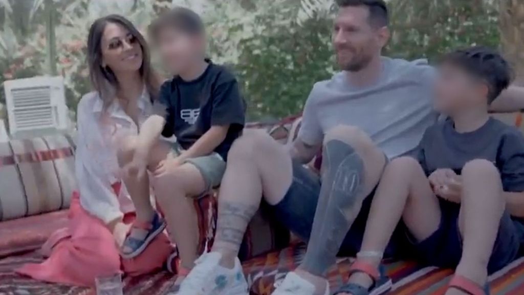 (Mediaset) Leo Messi: el significado detrás del nuevo tatuaje con el escudo del Barça