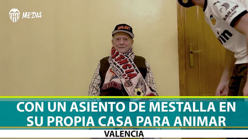 Le instalan un asiento del mismo Mestalla en casa para animar al Valencia