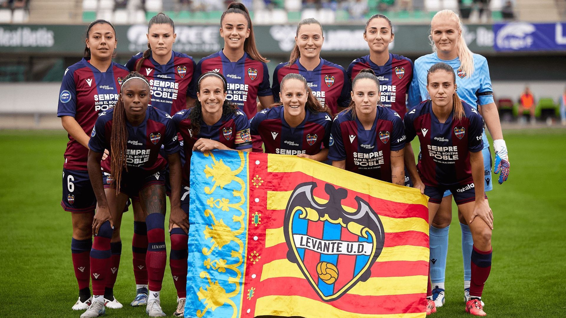 levante_femenino_002.png levante_femenino_002.png