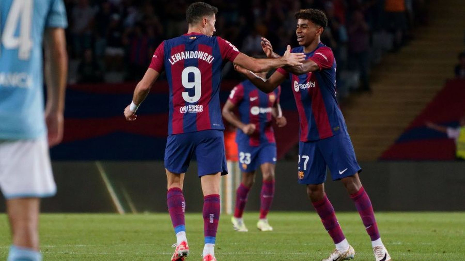 lewandowski_celebra_uno_de_su_gol_con_yamal_en_el_barcelona_celta_foto_cordon_press_001.jpeg lewandowski_celebra_uno_de_su_gol_con_yamal_en_el_barcelona_celta_foto_cordon_press_001.jpeg