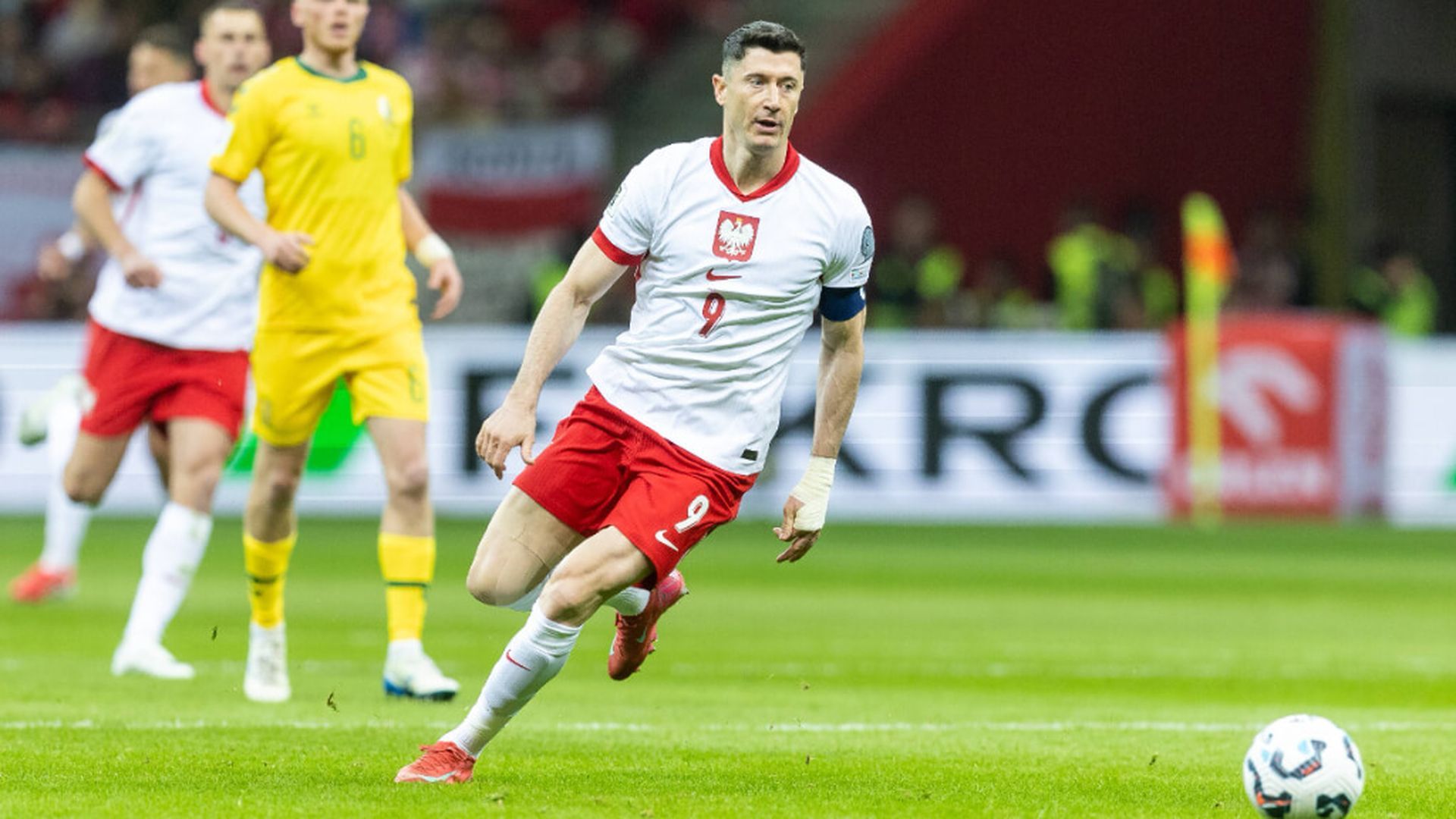 lewandowski_poloniajpg_001.jpg
