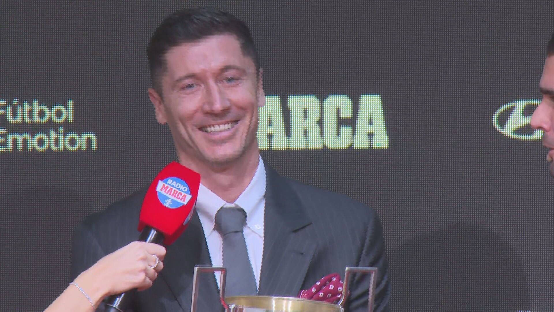 lewandowski_reta_a_jude_bellingham.jpeg lewandowski_reta_a_jude_bellingham.jpeg