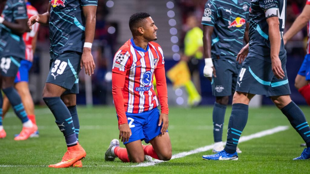 El Atlético de Madrid quiere incluir a Samu Lino o Riquelme para abaratar el fichaje de Álex Baena