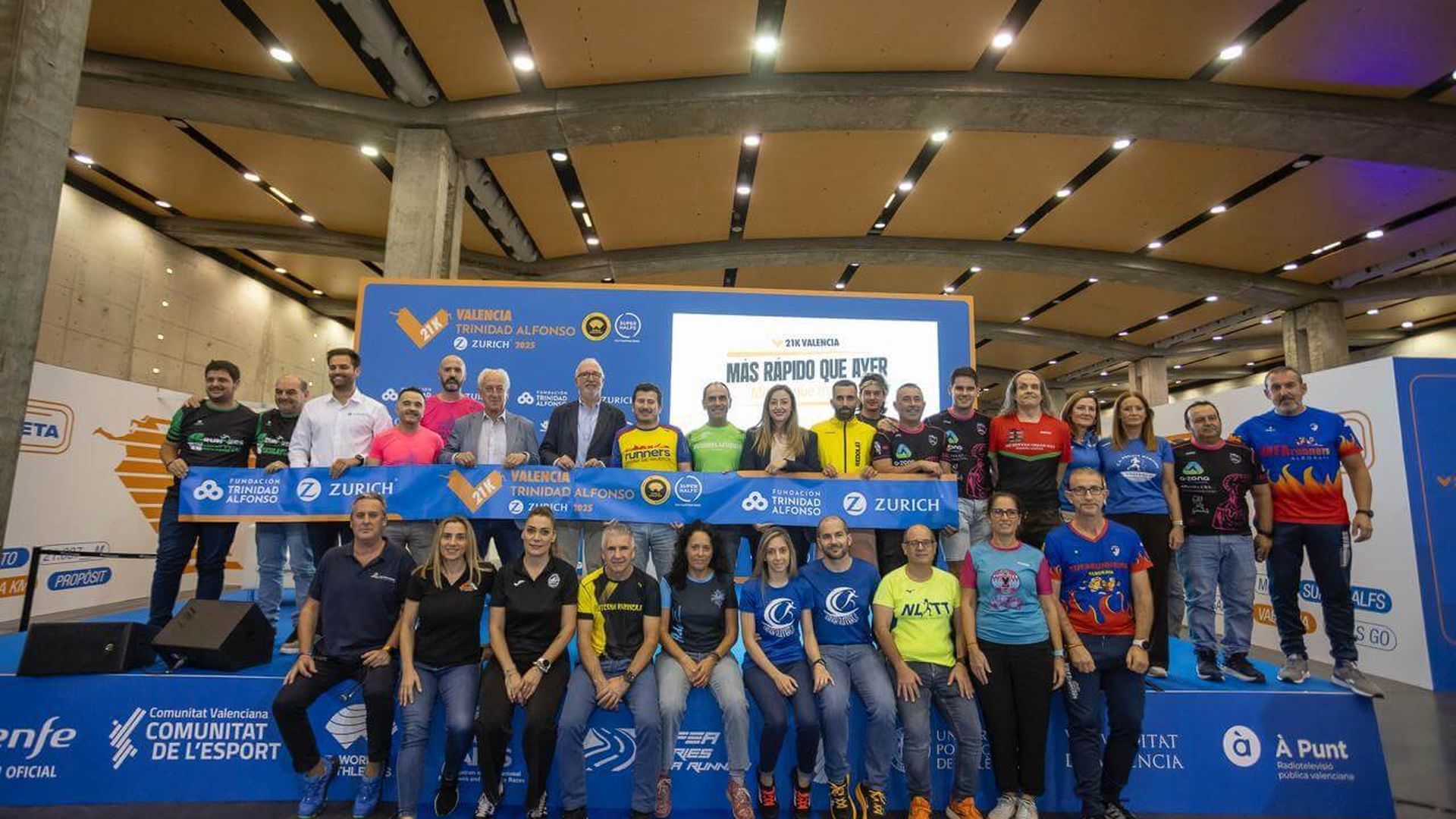 llega_el_medio_maraton_valencia_trinidad_alfonso_zurich_mas_internacional__002.jpeg llega_el_medio_maraton_valencia_trinidad_alfonso_zurich_mas_internacional__002.jpeg