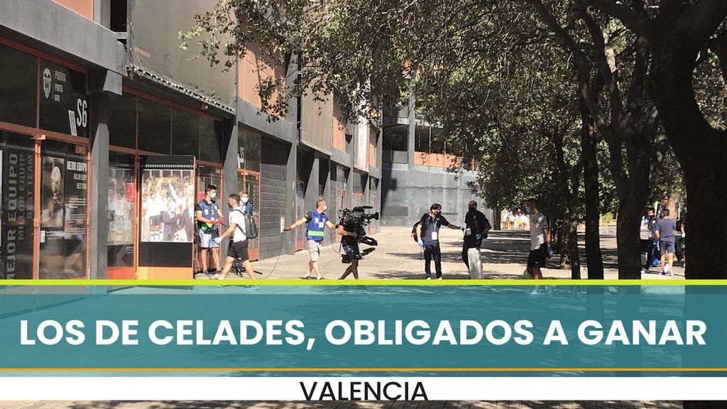 La llegada del Valencia a Mestalla para el partido ante Osasuna