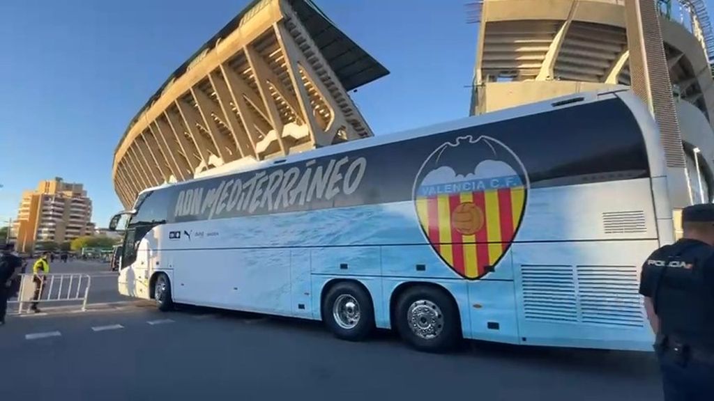 Real Betis-Valencia: Llegada del Valencia al Benito Villamarín