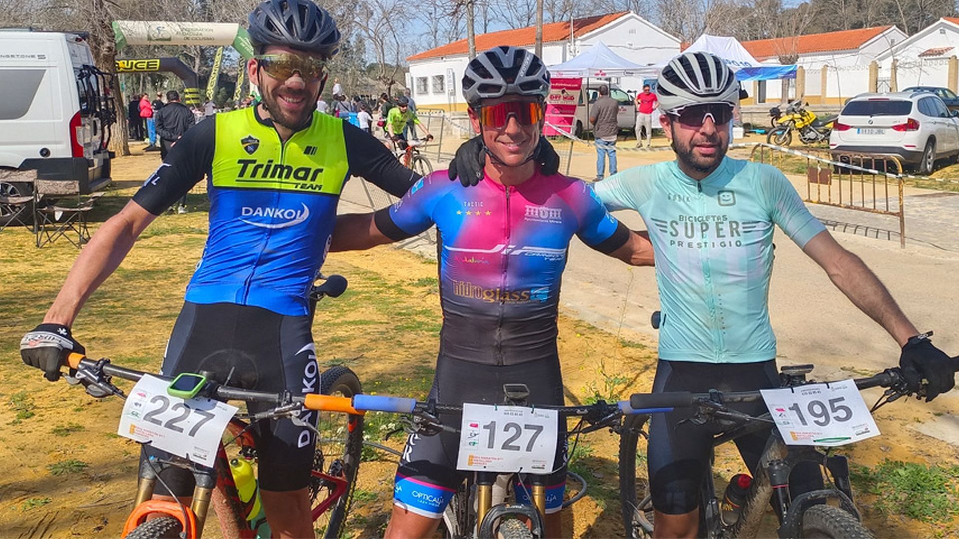 los_ganadores_de_la_media_maraton_la_matallana_001.jpg
