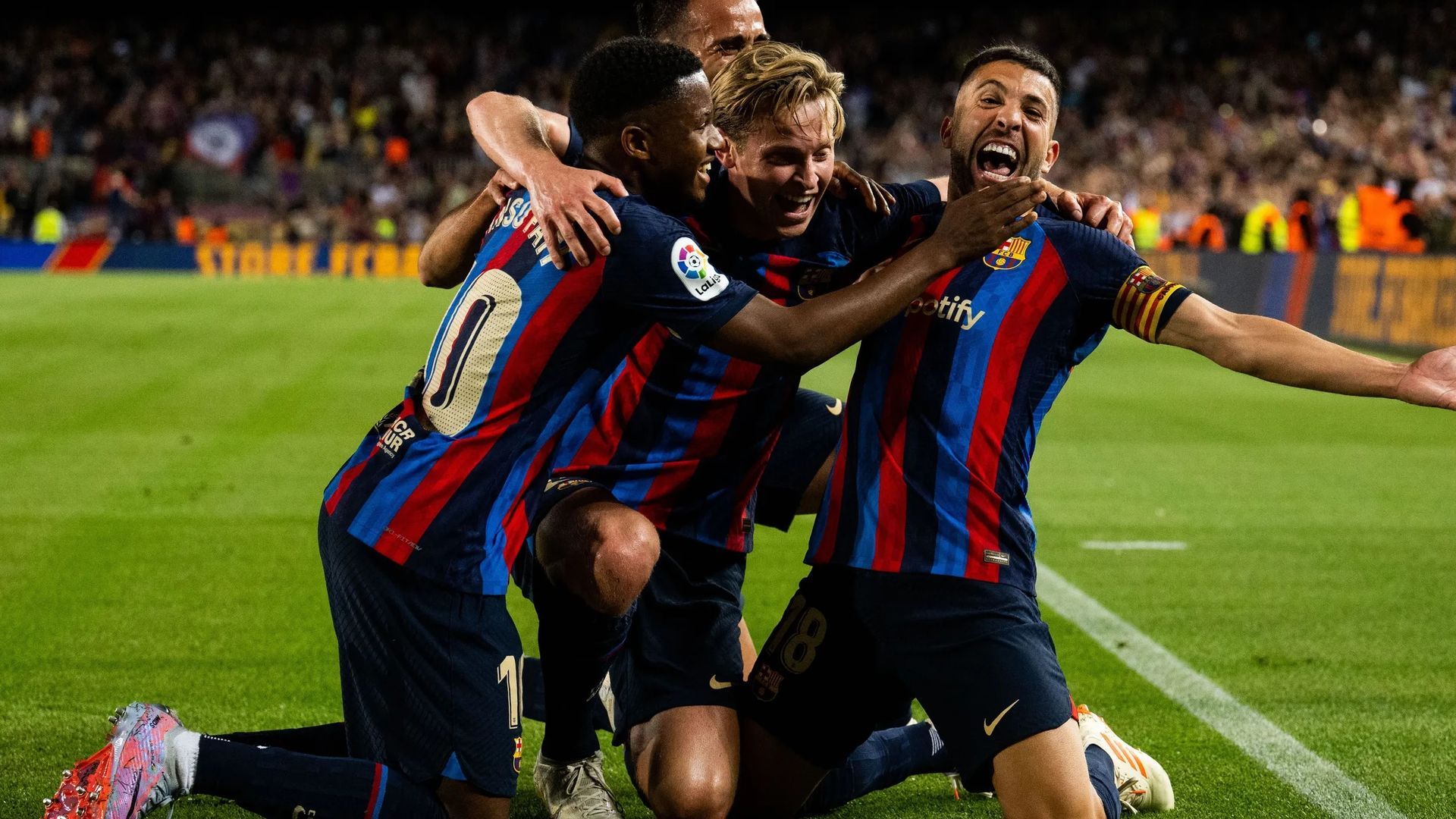 los_jugadores_del_barcelona_celebran_el_gol_de_jordi_alba_a_osasuna_foto_fcb_001.jpg los_jugadores_del_barcelona_celebran_el_gol_de_jordi_alba_a_osasuna_foto_fcb_001.jpg