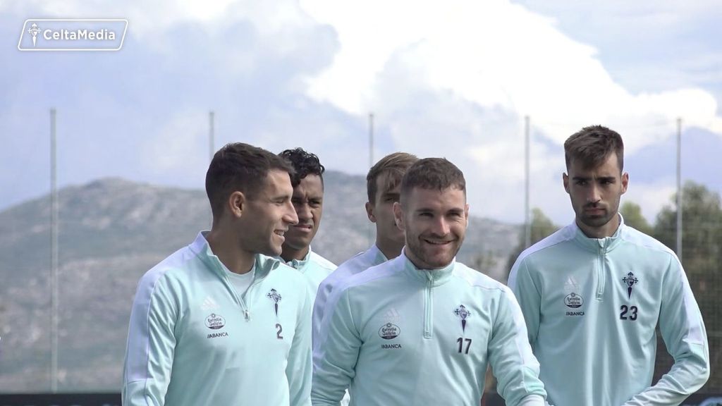 Caras felices en el regreso a los entrenamientos del Celta tras la primera victoria en LaLiga