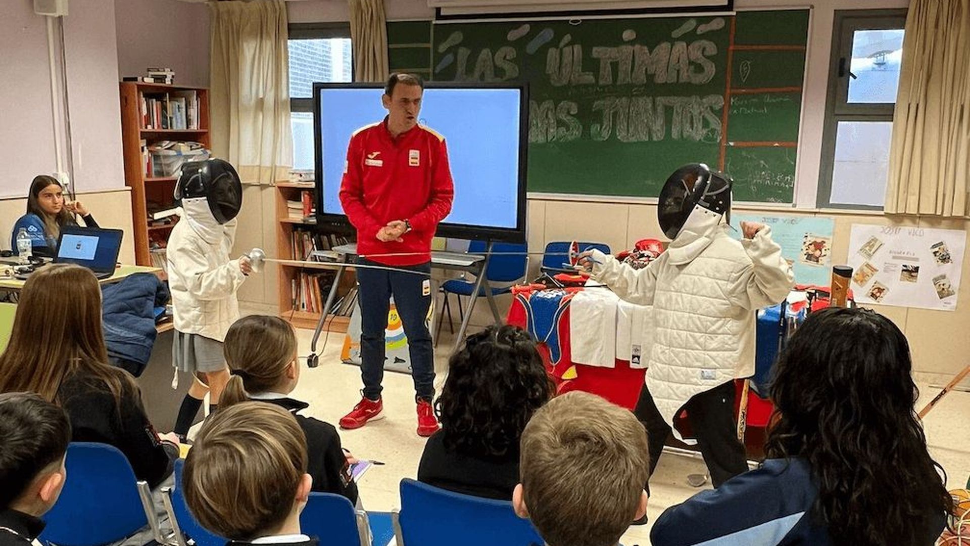 los_olimpicos_de_fer_llegan_a_las_aulas_valencianas_002.png