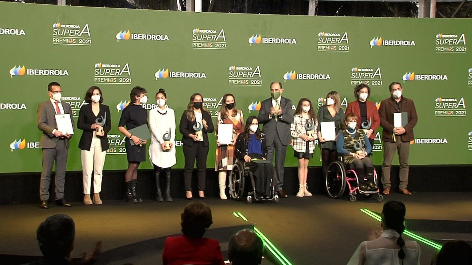 los_premiados_en_el_acto_de_iberdrola_001.jpg