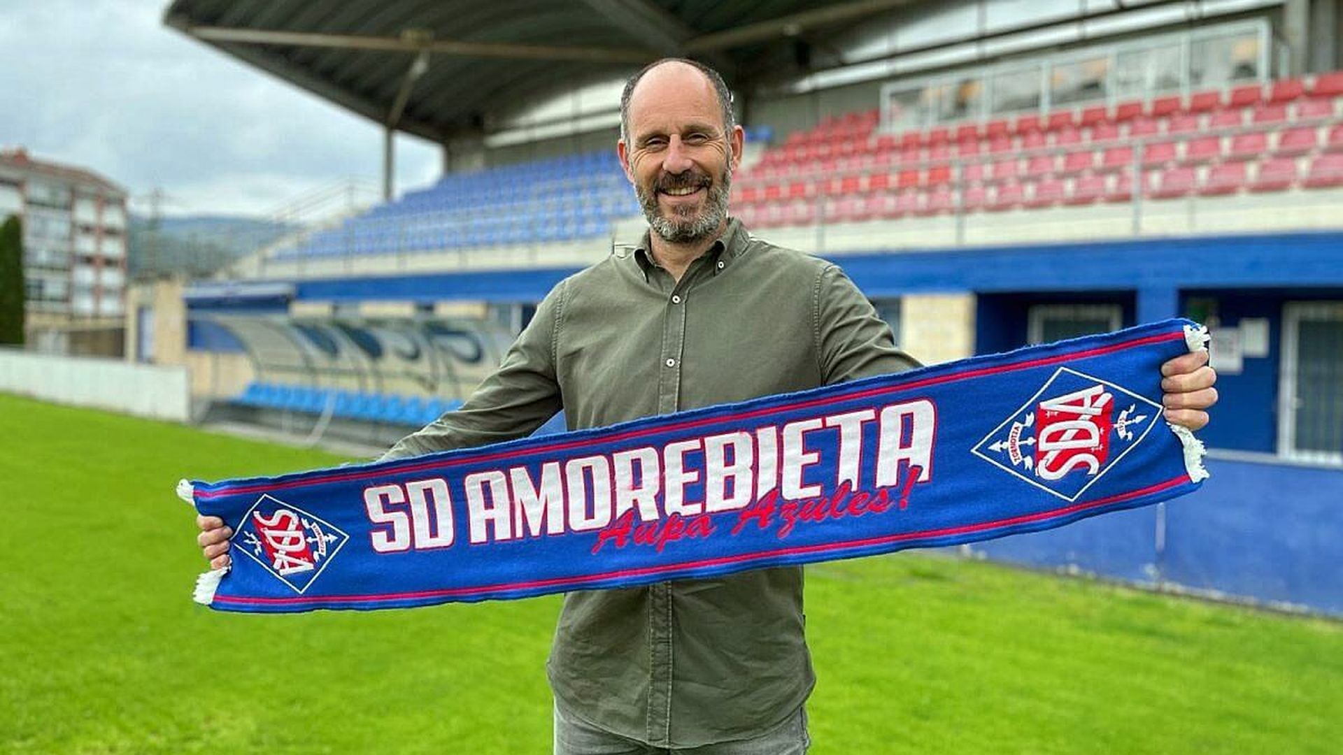 luacesjpeg_001.jpeg luacesjpeg_001.jpeg