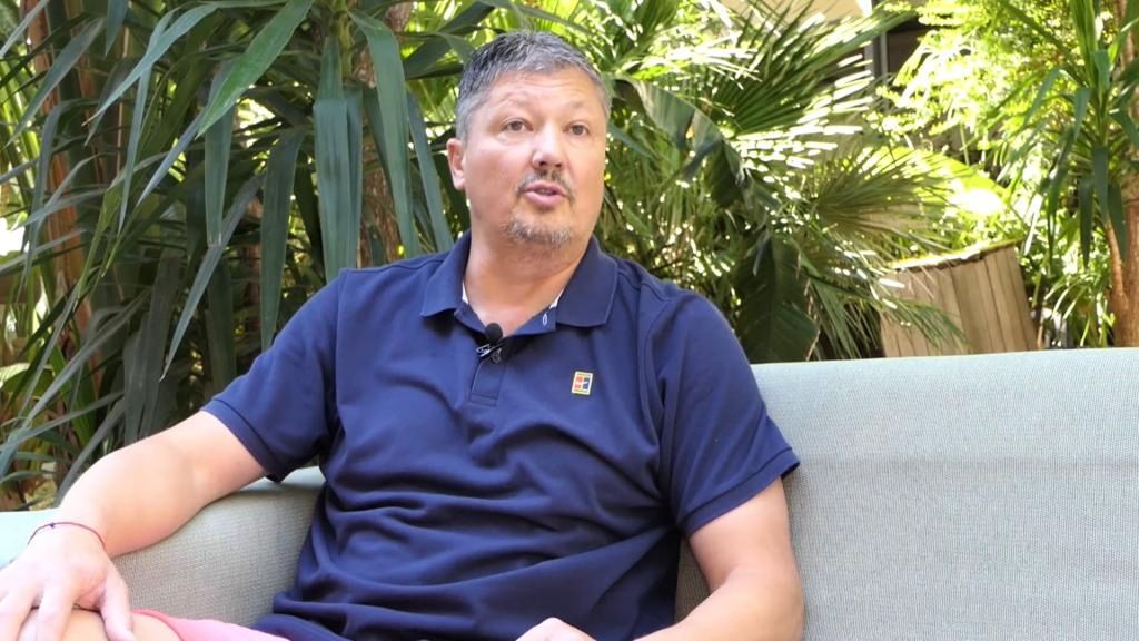 (MEDIASET) Entrevista a Lubo Penev: Un Valencia "mejor que otros años" ante un Real Madrid "rentable"