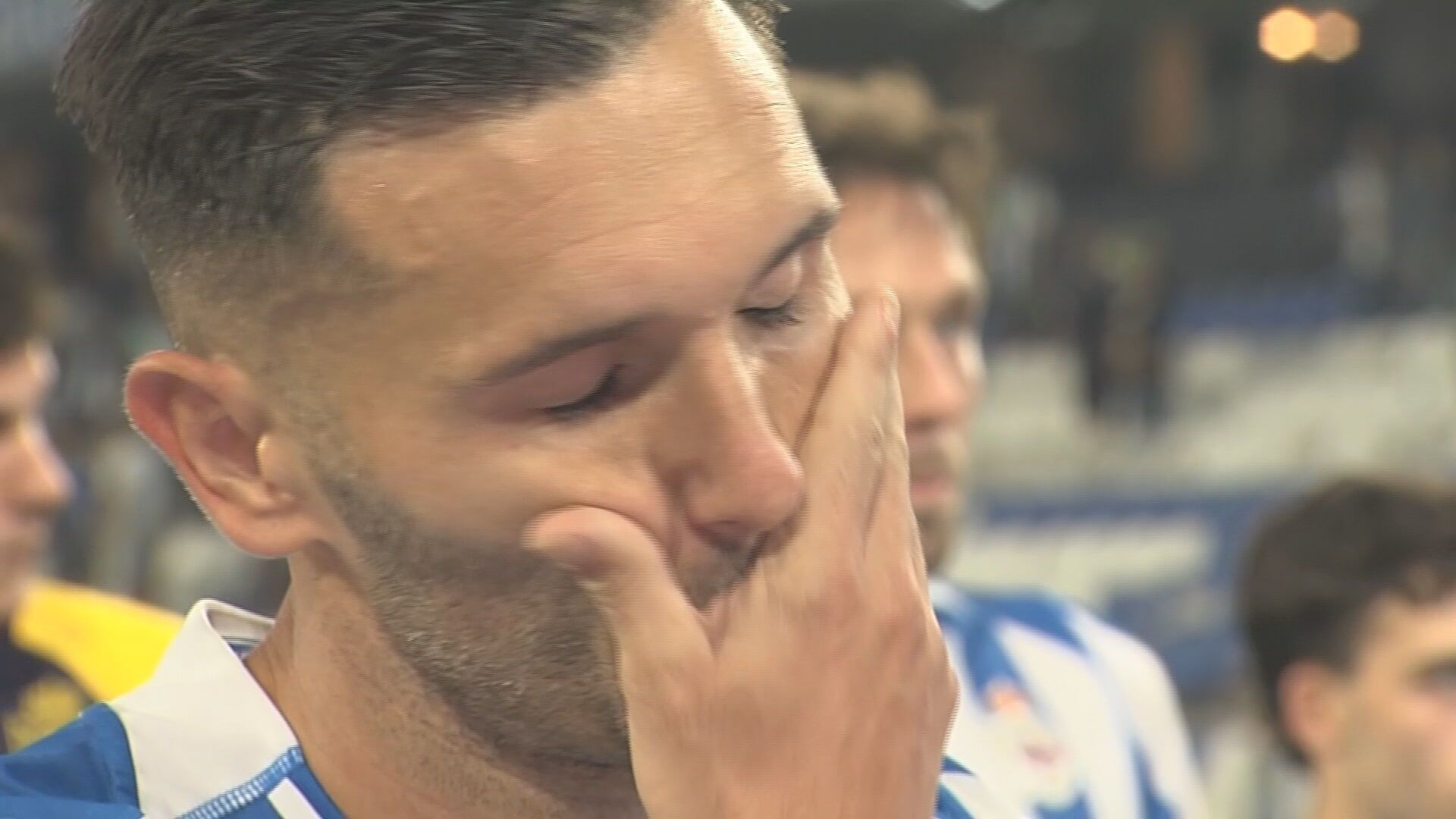 lucas_perez_lidera_al_deportivo_a_la_hora_de_dar_la_cara_el_primero_sobre_el_cesped_de.png lucas_perez_lidera_al_deportivo_a_la_hora_de_dar_la_cara_el_primero_sobre_el_cesped_de.png