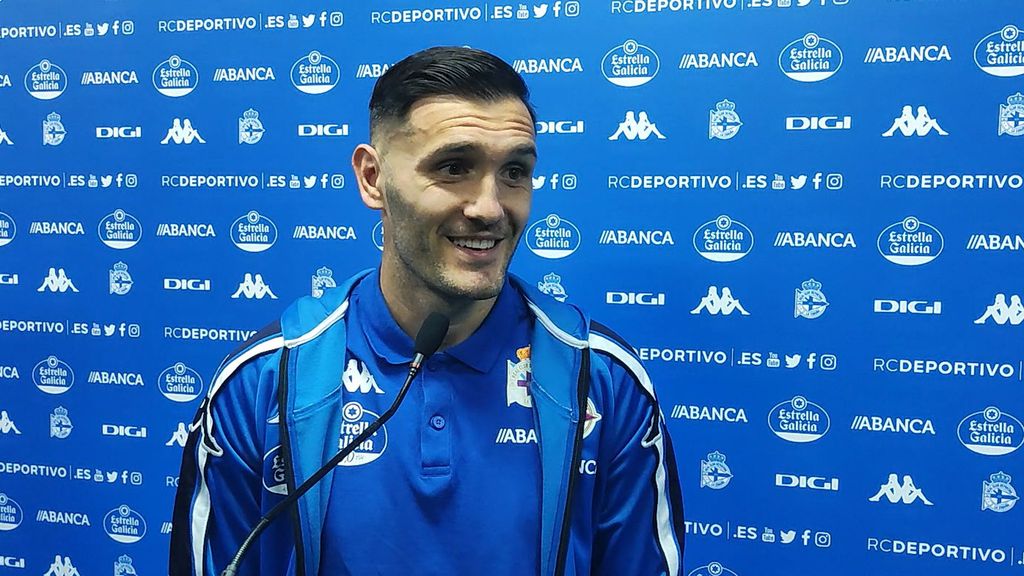 Lucas Pérez se queja del árbitro en sala de prensa