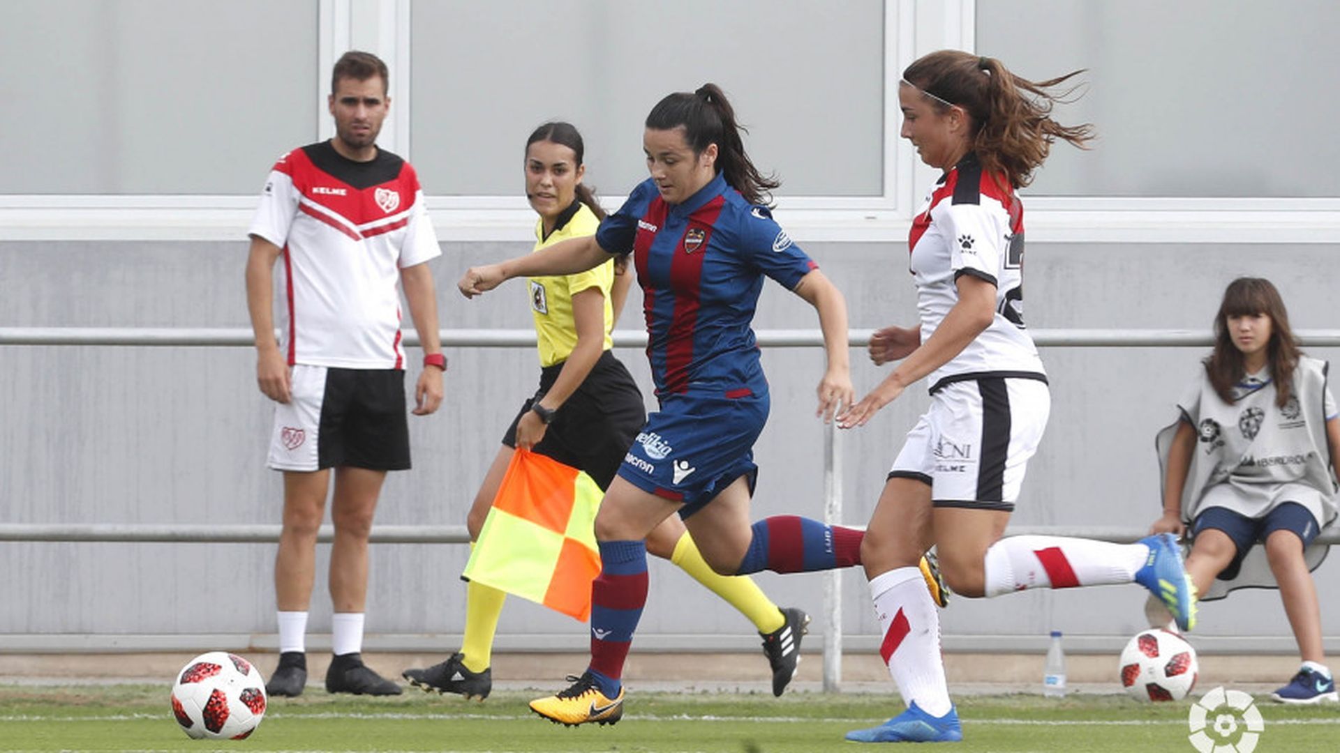 lucia_levante_femenino_rayo_1jpg_001.jpg